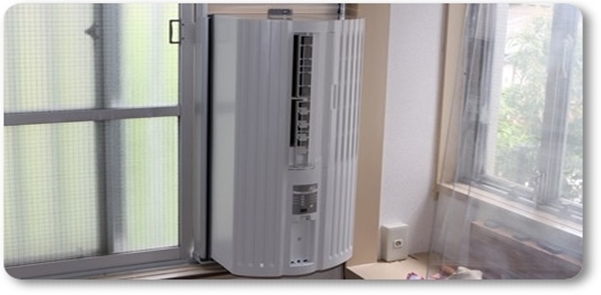 窓用エアコン取り付け